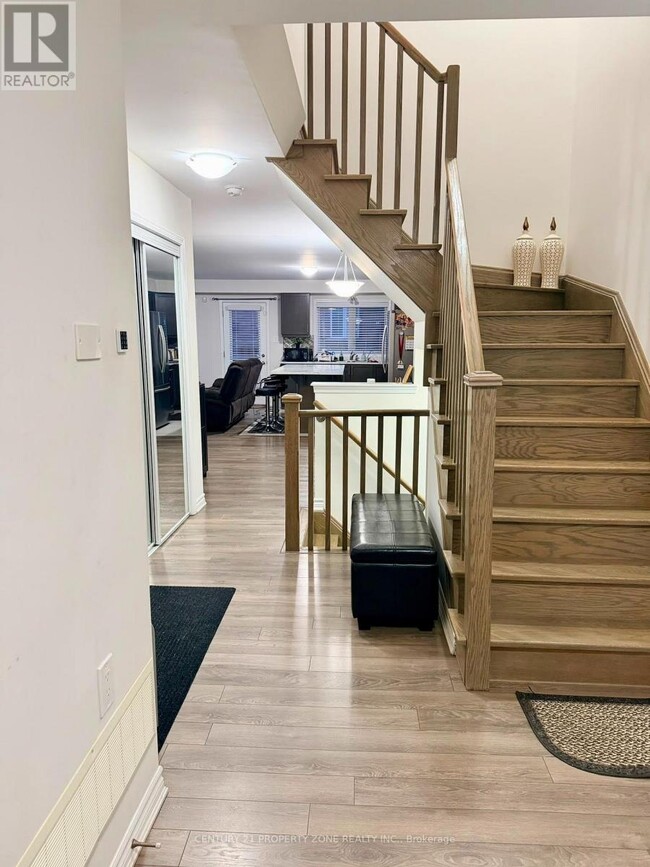 Building Photo - 40 LeBlanc Cres