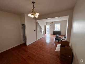 Building Photo - 2643 Jasper St