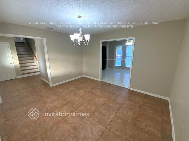 Foto del edificio - 920 Ridgeway Ct