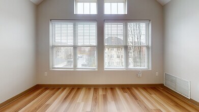 Interior Photo - Union Place