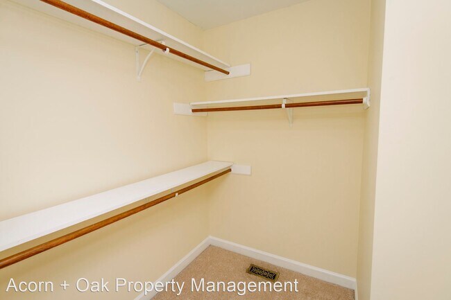 Building Photo - 3 br, 2 bath House - 5821 Iris Lake Ct