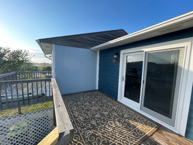 214 Sand Piper Dr, North Topsail Beach, NC 28460 Apartment for Rent