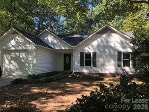 Building Photo - 3700 Sandberry Dr