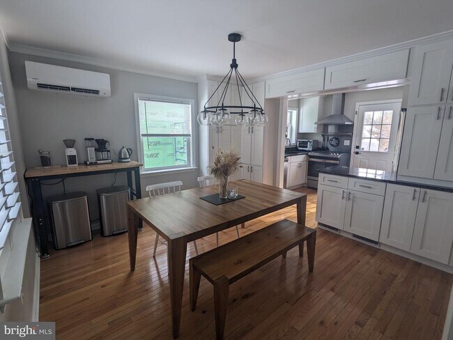 Foto del edificio - 4913 Lackawanna St