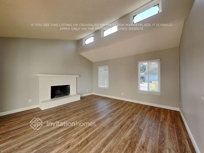 Building Photo - 716 Whispering Bay Ln