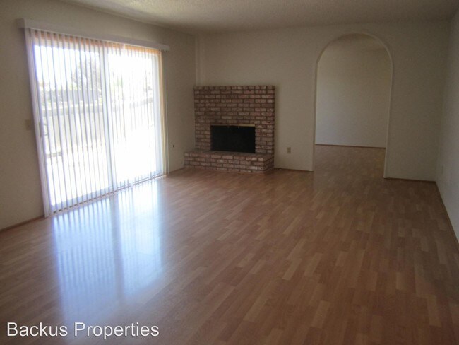 Building Photo - 3 br, 2 bath House - 1663 Granada St.