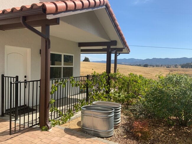 Building Photo - 9148 Santa Margarita Rd
