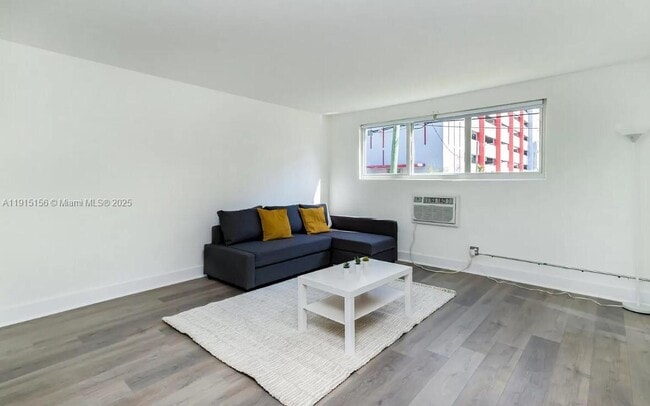 Foto del edificio - 143 SW 9th St