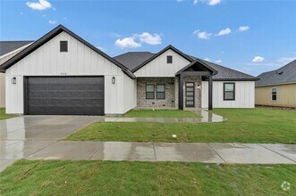 Building Photo - 544 Highview Ct