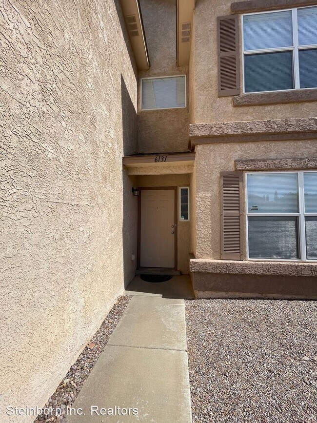 Building Photo - 5 br, 2.5 bath House - 6131 Blue Mountain Dr.