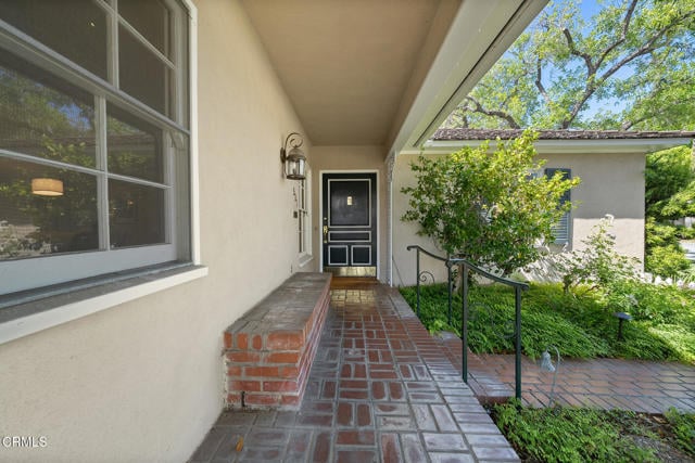 Building Photo - 531 N Twin Palms Dr