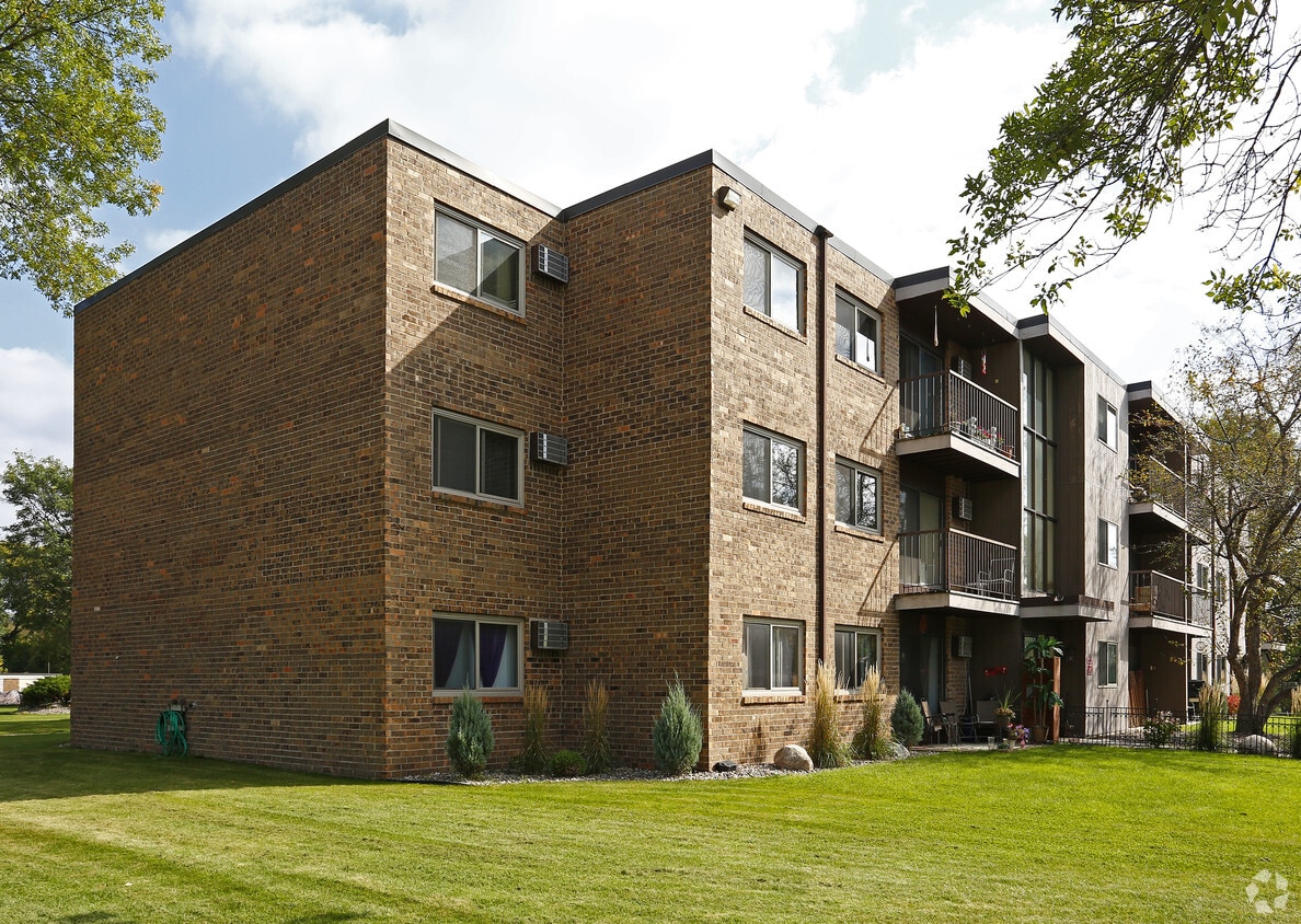 Eastgate ApartmentsOakdale Rentals Oakdale, MN