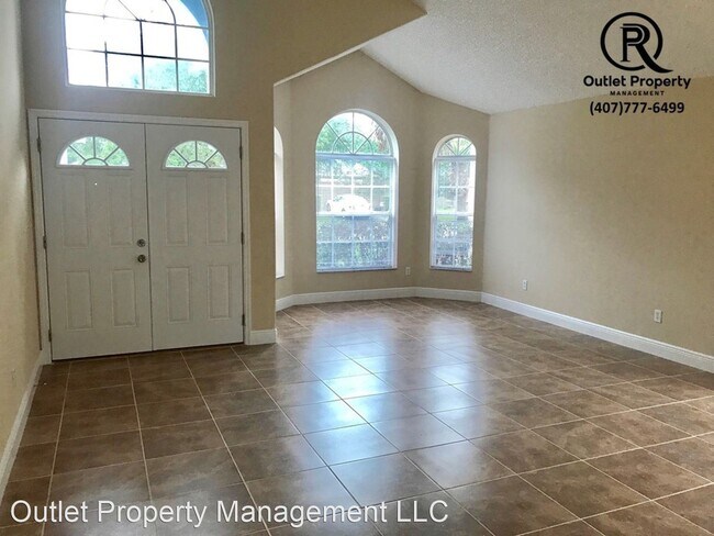 Foto del edificio - 5741 Stafford Springs Trail
