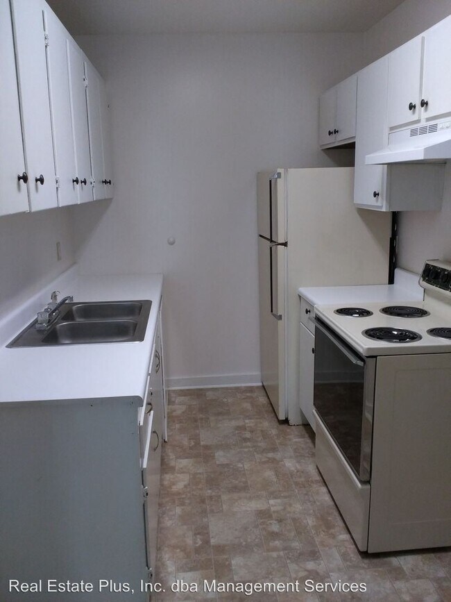Building Photo - 2 br, 1 bath Apartment - 604 A East Main St.