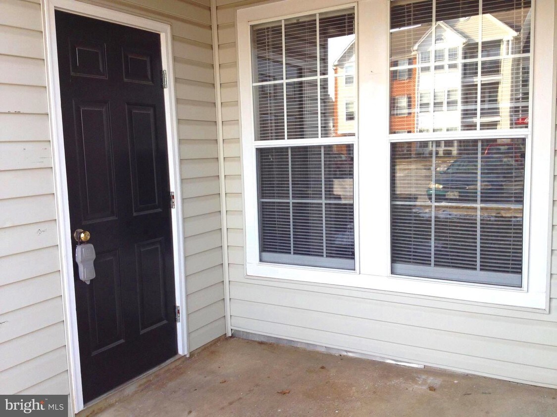 8348 Cypress Mill Rd, Nottingham, MD 21236 Room for Rent in