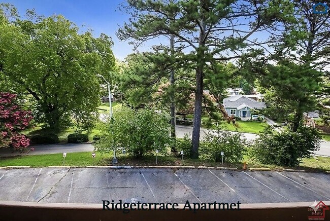 Foto del edificio - 915 S Seminole Dr
