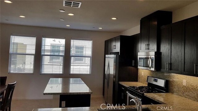 Foto del edificio - 908 N Acacia Ct