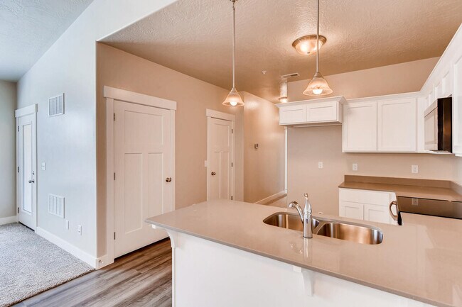 Building Photo - Terra Vista Lane