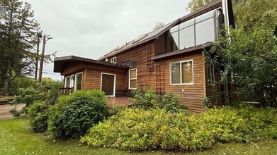 Building Photo - 1644 W 11th Ave