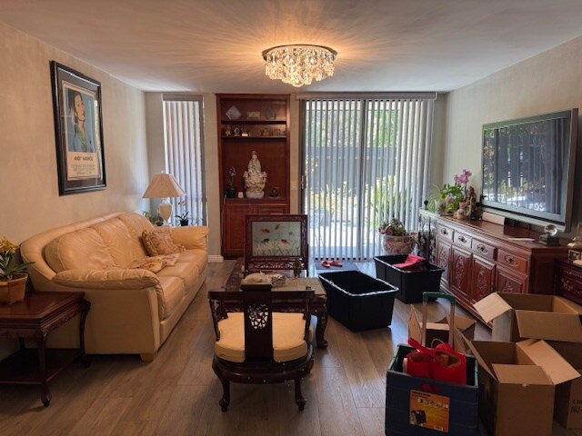 Foto del edificio - 4239 Via Arbolada