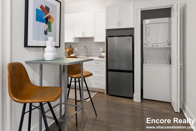 Foto del edificio - 81 Park Dr