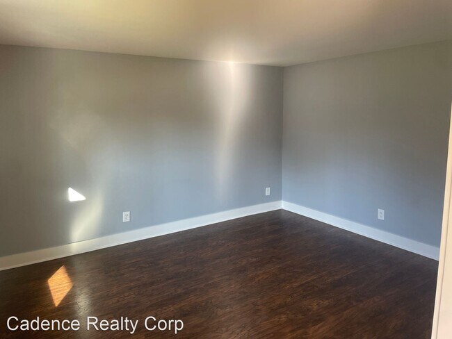 Building Photo - 4 br, 3.5 bath House - 126 Chelsea Lane