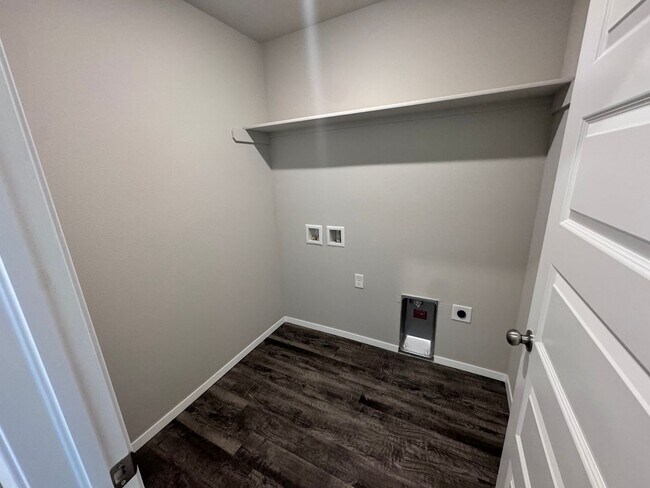Building Photo - 4 Bedroom Home built in 2024
