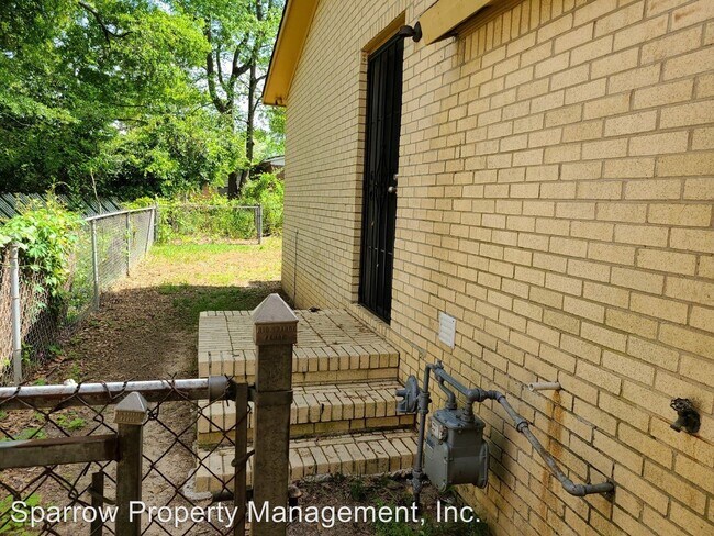 Building Photo - 3 br, 2 bath House - 1012 Vera Drive