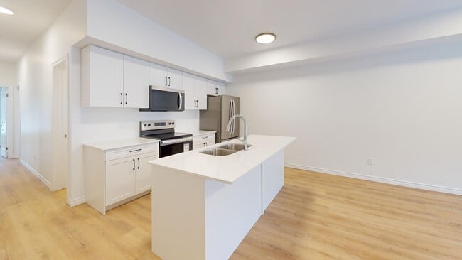 Building Photo - ULTRA MODERN 2BD SUITES BY WESTMINSTER PONDS