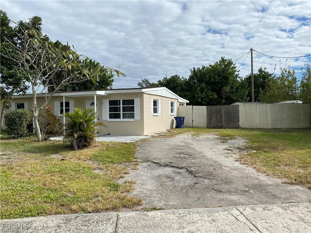 Foto principal - 898 Java Plum Ave