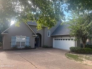 Building Photo - 109 Darrowsby Pl