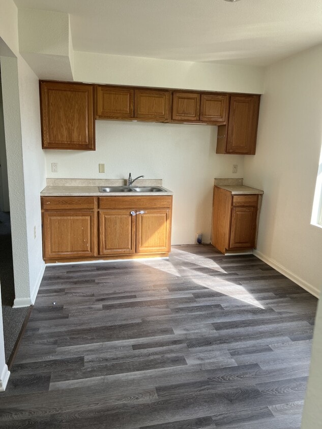 Foto del edificio - 4614 W Stark st