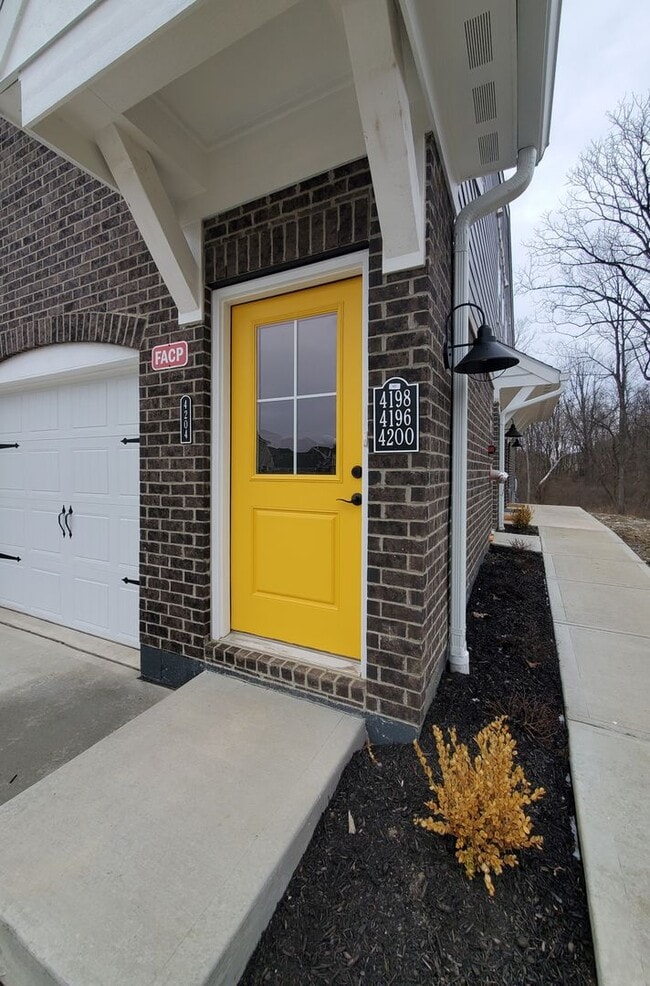 Building Photo - 4204 N Golden Clove Bnd