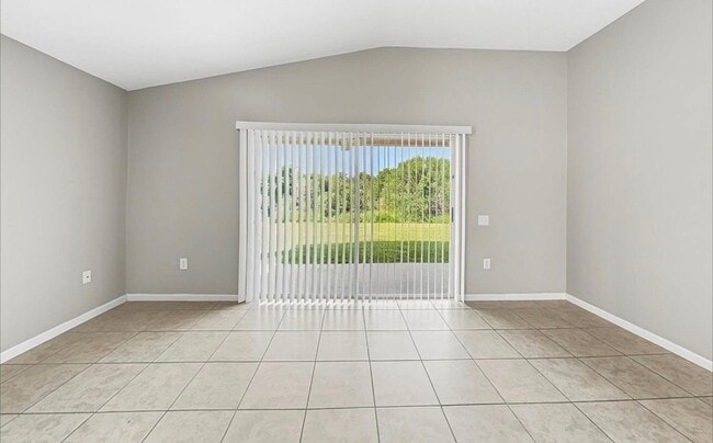 Building Photo - 30237 Glenham Ct