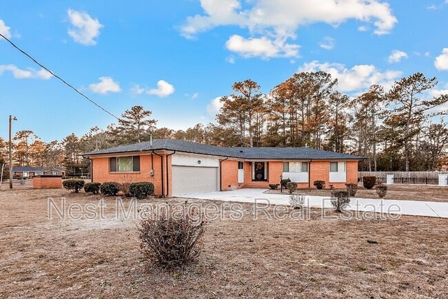 Foto del edificio - 554 Snow Hill Rd