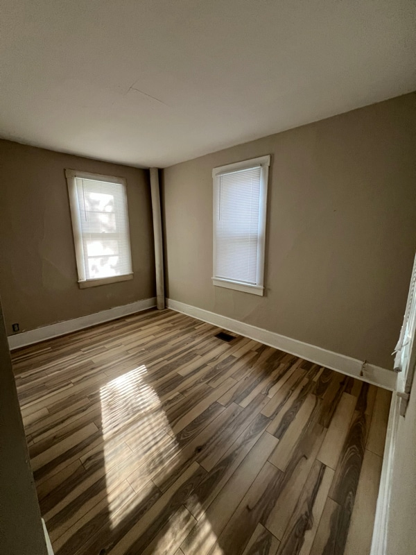 Building Photo - 139 Whiley Ave