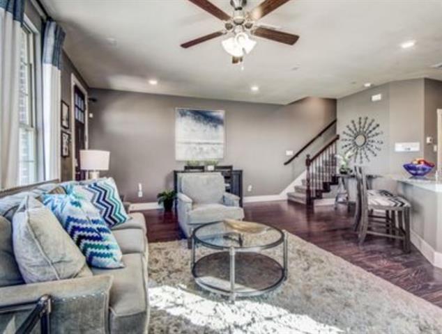 Foto principal - 2441 Siskiyou St