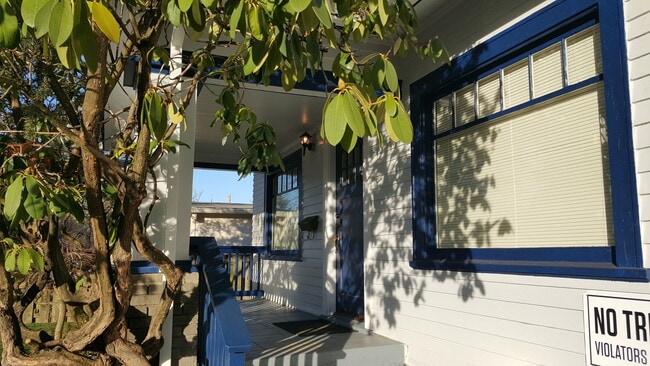 Photo - Waukie Apartment