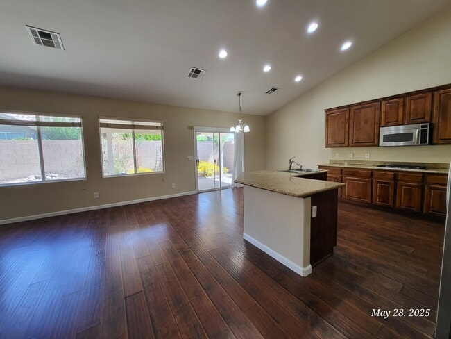 Building Photo - 8672 Blakely Ct