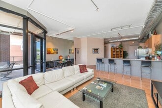 Building Photo - 7301 E 3rd Ave