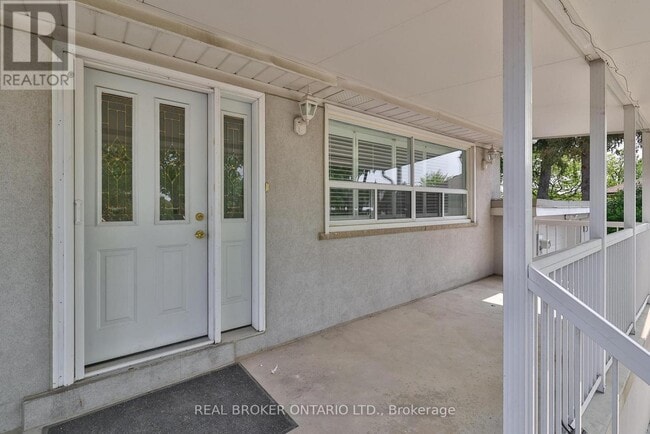 Building Photo - 14 Woodridge Ct