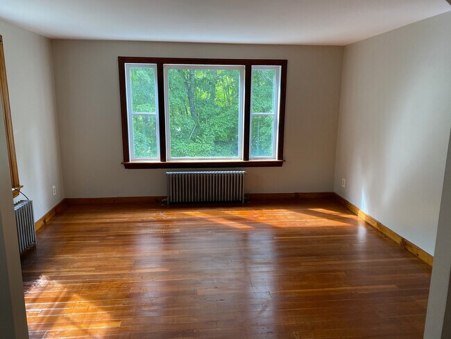Foto del edificio - 412 Charlton St
