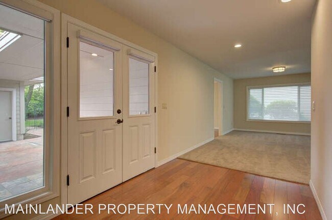 Building Photo - 2 br, 2 bath House - 7555 SW DOWNS POST RD