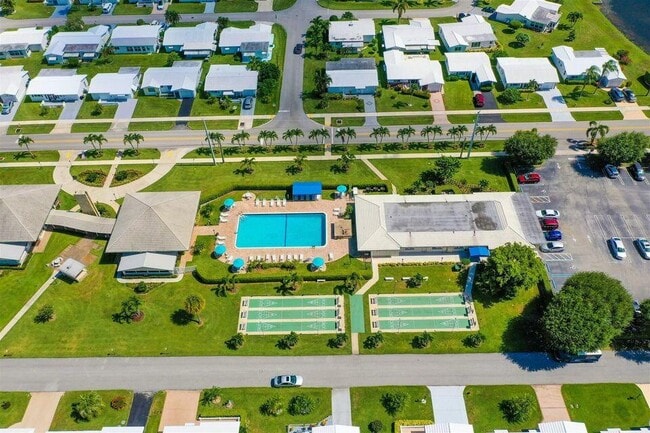 Foto del edificio - 1112 Lake Terrace