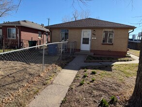 Building Photo - 4370 S Acoma St