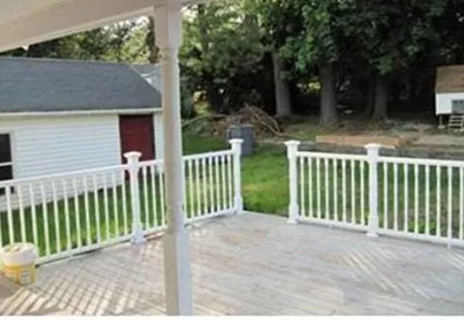 Building Photo - 348 Old Connecticut Path