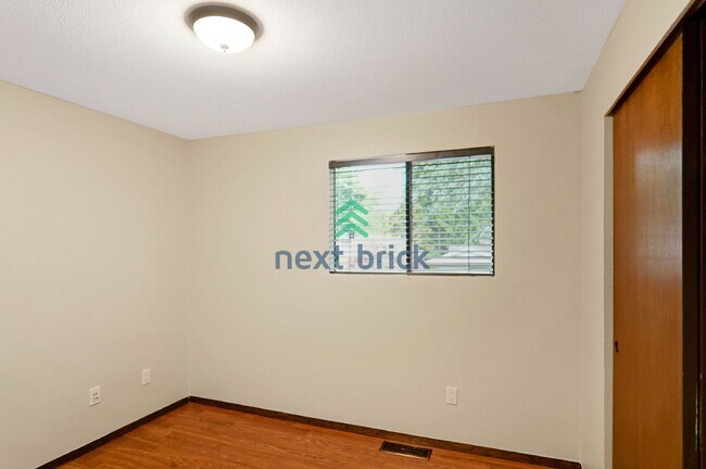 Building Photo - 5-bedroom, 3-bath Beautiful Single Family Home is Rent for Rent!