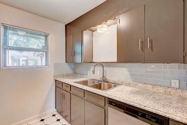 Foto del edificio - 202 Prairie Dell Ave