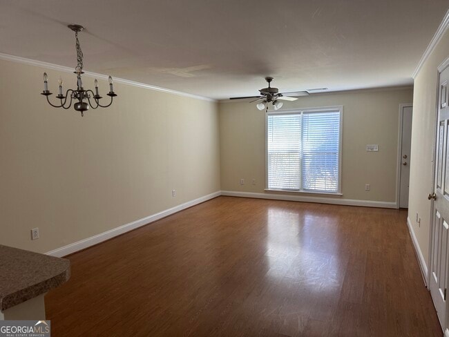 Foto del edificio - 135 Logmont Trace