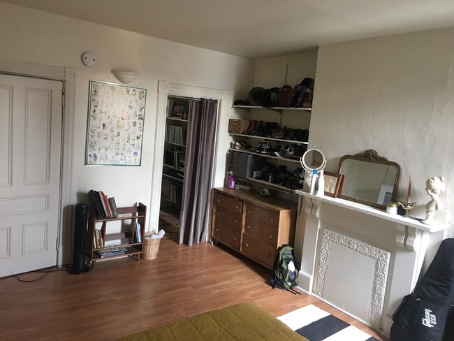 Bedroom - 434 S Pacific Ave